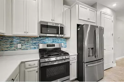 10930 Wendover Drive, Palmetto, FL 34221 - Photo 6
