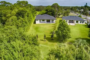 1336 Hays Rd, Tarpon Springs, FL 34689 - Photo 4