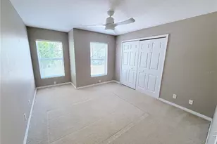 110 Coquina Bay Drive, Saint Petersburg, FL 33705 - Photo 6