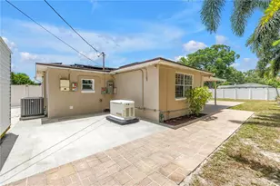 2375 37th St N, Saint Petersburg, FL 33713 - Photo 54