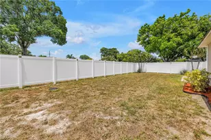 2375 37th St N, Saint Petersburg, FL 33713 - Photo 42