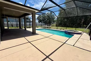 10531 Mistflower Ln, Tampa, FL 33647 - Photo 2