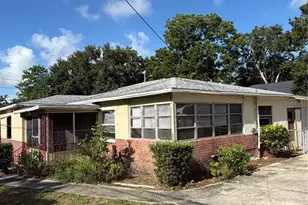 1010 Pennsylvania Ave, Clearwater, FL 33755 - Photo 2