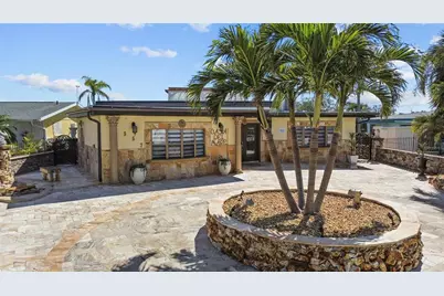 357 La Hacienda Drive, Indian Rocks Beach, FL 33785 - Photo 48