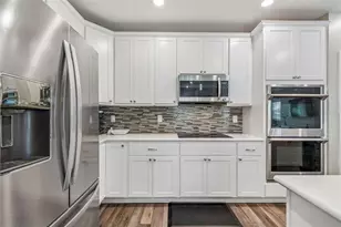 7840 Abby Brooks Cir, Wesley Chapel, FL 33545 - Photo 16