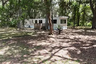 11310 W Yellow Oak Ln, Crystal River, FL 34428 - Photo 2