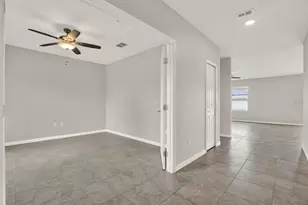 10109 Crested Fringe Dr, Riverview, FL 33578 - Photo 12