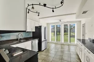 4715 Bay St NE, Saint Petersburg, FL 33703 - Photo 6