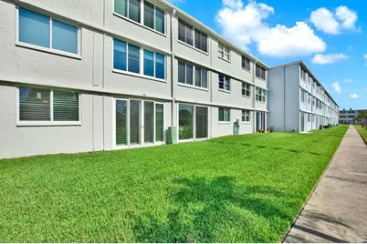 4715 Bay Street NE #126, Saint Petersburg, FL 33703 - Photo 14