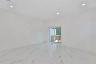 2816 Corrine St, Tampa, FL 33605 - Photo 20