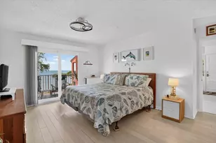 7400 Sunshine Skyway Ln S, Saint Petersburg, FL 33711 - Photo 26