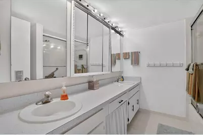 7400 Sunshine Skyway Lane S #126, Saint Petersburg, FL 33711 - Photo 28