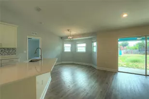 110 Plum Ave, Frostproof, FL 33843 - Photo 10