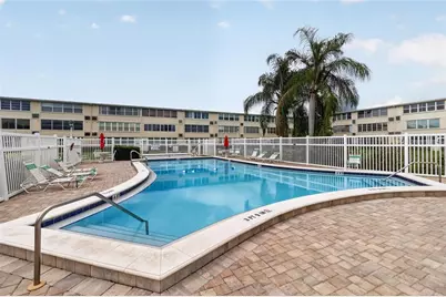 951 79th Avenue N #115, Saint Petersburg, FL 33702 - Photo 2
