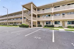 951 79th Ave N, Saint Petersburg, FL 33702 - Photo 4