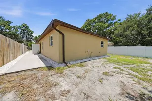 2564 42nd Ave N, Saint Petersburg, FL 33714 - Photo 16