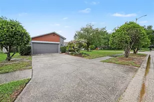 626 Rollingwood Ln, Valrico, FL 33594 - Photo 28