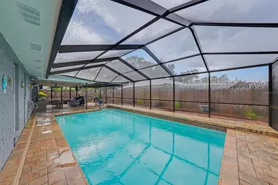 626 Rollingwood Lane, Valrico, FL 33594 - Photo 2