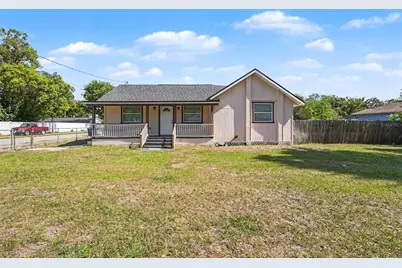 1002 E Bougainvillea Avenue, Tampa, FL 33612 - Photo 2