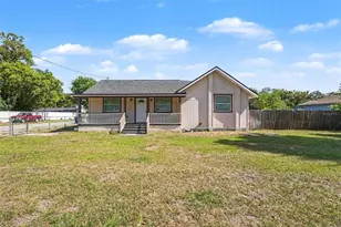 1002 E Bougainvillea Ave, Tampa, FL 33612 - Photo 2