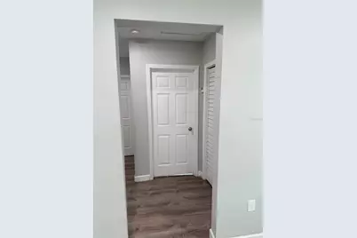 1002 E Bougainvillea Avenue, Tampa, FL 33612 - Photo 28