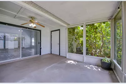 2390 Bentley Dr, Palm Harbor, FL 34684 - Photo 38