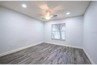 2390 Bentley Dr, Palm Harbor, FL 34684 - Photo 30