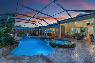 5202 Alafia Falls Dr, Lithia, FL 33547 - Photo 2