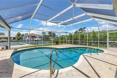 2067 Massachusetts Avenue NE, Saint Petersburg, FL 33703 - Photo 36