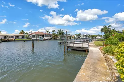 2067 Massachusetts Avenue NE, Saint Petersburg, FL 33703 - Photo 40