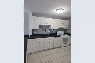 6400 46th Avenue N #305, Kenneth City, FL 33709 - Photo 6