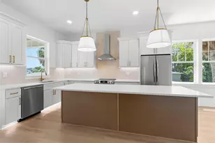1868 Mississippi Ave NE, Saint Petersburg, FL 33703 - Photo 8