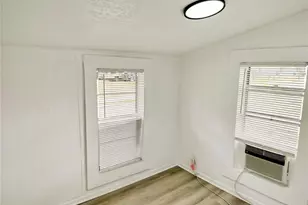 718 W 5th St, Lakeland, FL 33805 - Photo 10
