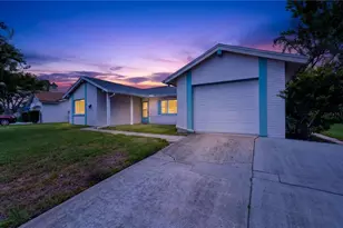13004 Serpentine Dr, Hudson, FL 34667 - Photo 2