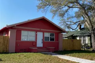 1034 16th Ave S, Saint Petersburg, FL 33705 - Photo 1