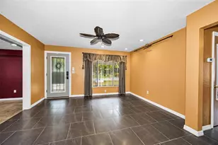 6701 Orchard Dr N, Saint Petersburg, FL 33702 - Photo 14