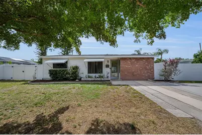 6701 Orchard Drive N, Saint Petersburg, FL 33702 - Photo 2