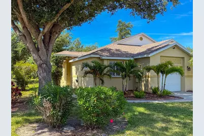 317 28th Street W, Palmetto, FL 34221 - Photo 2