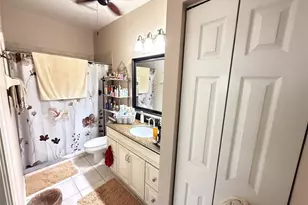 317 28th St W, Palmetto, FL 34221 - Photo 12