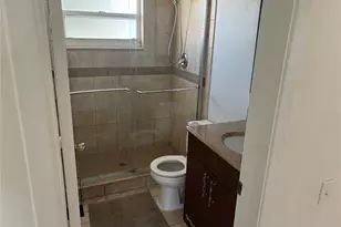 10934 Freedom Blvd, Seminole, FL 33772 - Photo 6