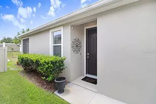 31426 Mango Fade Wy, San Antonio, FL 33576 - Photo 6