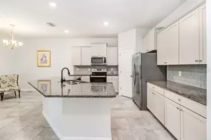 31426 Mango Fade Wy, San Antonio, FL 33576 - Photo 8