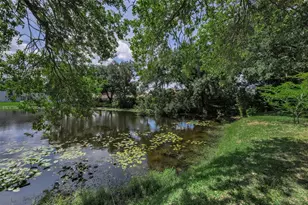 10497 Longwood Dr, Seminole, FL 33777 - Photo 4