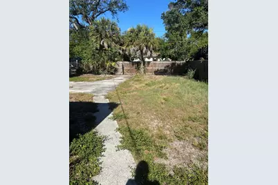 1635 40th Street S, Saint Petersburg, FL 33711 - Photo 6