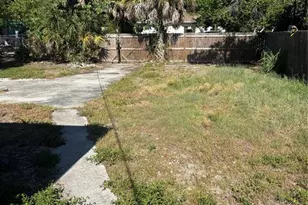 1635 40th St S, Saint Petersburg, FL 33711 - Photo 6