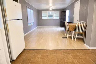 980 7th St NW, Largo, FL 33770 - Photo 6
