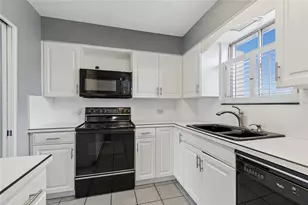 1365 N Snell Isle Blvd NE, Saint Petersburg, FL 33704 - Photo 6