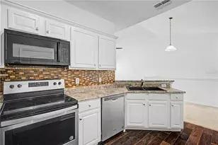 18111 Villa Creek Dr, Tampa, FL 33647 - Photo 14
