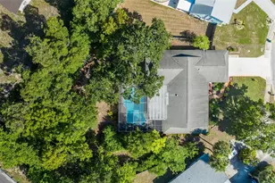 8120 Canterbury Cir, Seminole, FL 33777 - Photo 4