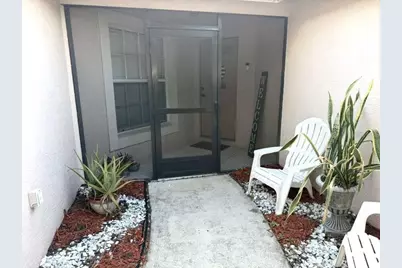 908 45th Street E, Bradenton, FL 34208 - Photo 4